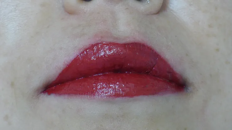 Lip color work, photo 2